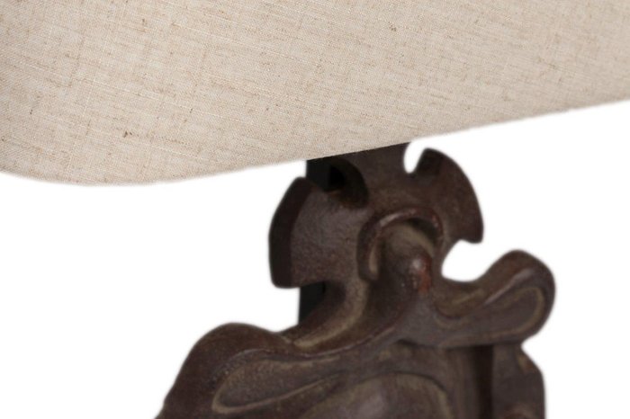 Настольная лампа Bruges Iron Shield Artifact  - лучшие Настольные лампы в INMYROOM