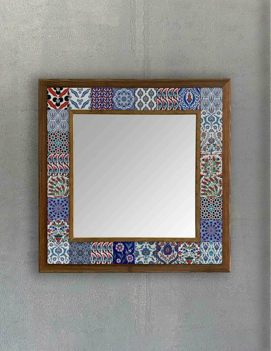 Настенное зеркало 43x43 с каменной мозаикой сине-белого цвета - купить Настенные зеркала по цене 16871.0