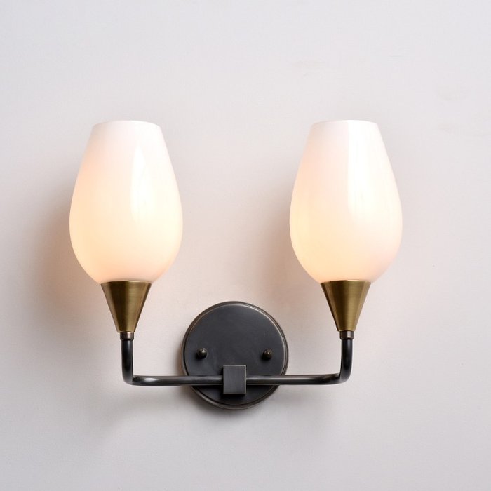 Настенный светильник Isigna со стеклянными плафонами  - купить Бра и настенные светильники по цене 42413.0