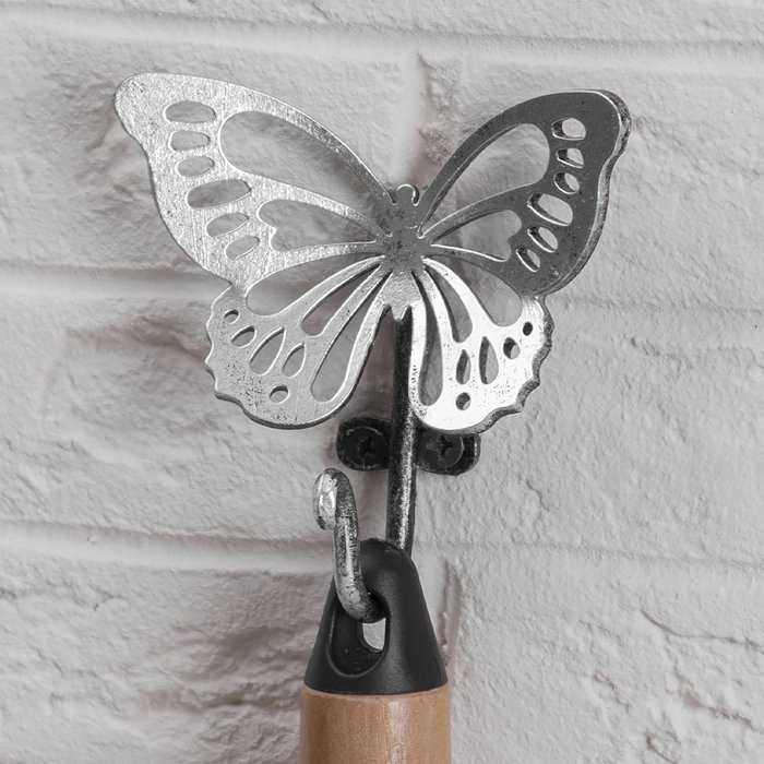 Крючок Бабочка M серебряного цвета - купить Крючки по цене 1641.0