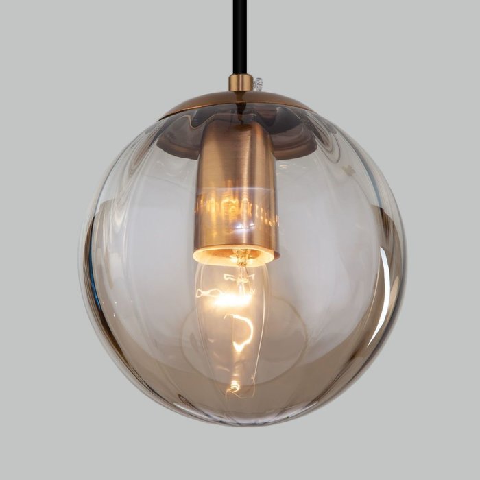Подвесной светильник Juno со стеклянным плафоном - лучшие Подвесные светильники в INMYROOM