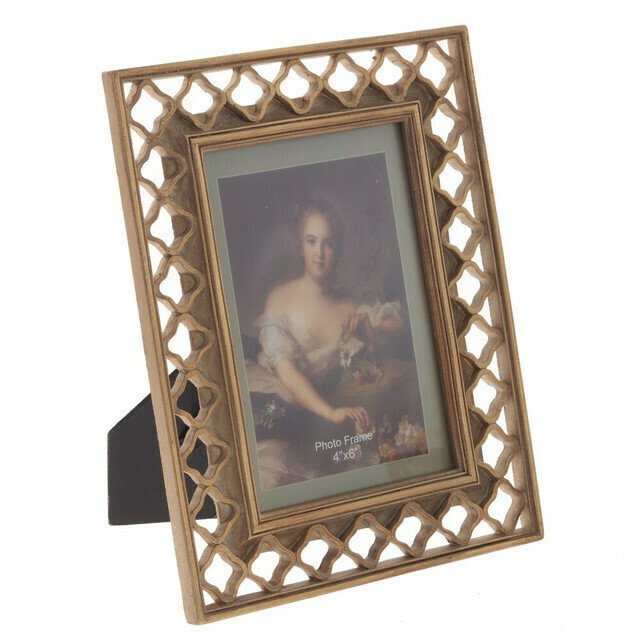 Фоторамка для фото 10х15 золотого цвета - купить Рамки по цене 1767.0