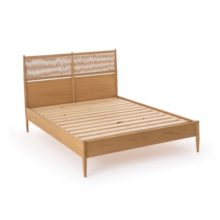 Кровать с кроватным основанием Malora 140x190 коричневого цвета - лучшие Кровати для спальни в INMYROOM