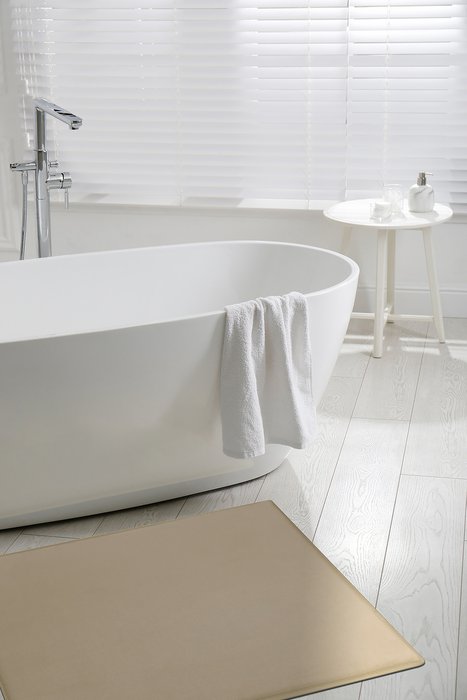 Коврик для ванной Olimp 40х60 светло-бежевого цвета - лучшие Коврики для ванной в INMYROOM