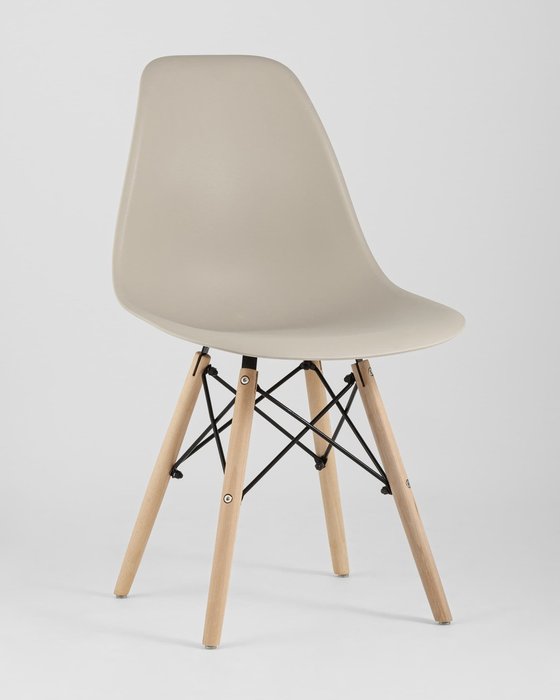 Стул Dsw Eames бежевого цвета - купить Обеденные стулья по цене 1990.0 Стул Dsw Eames бежевого цвета - купить Обеденные стулья по цене 1990.0