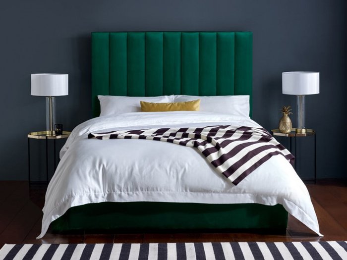Кровать Bottoms зеленого цвета 160х200