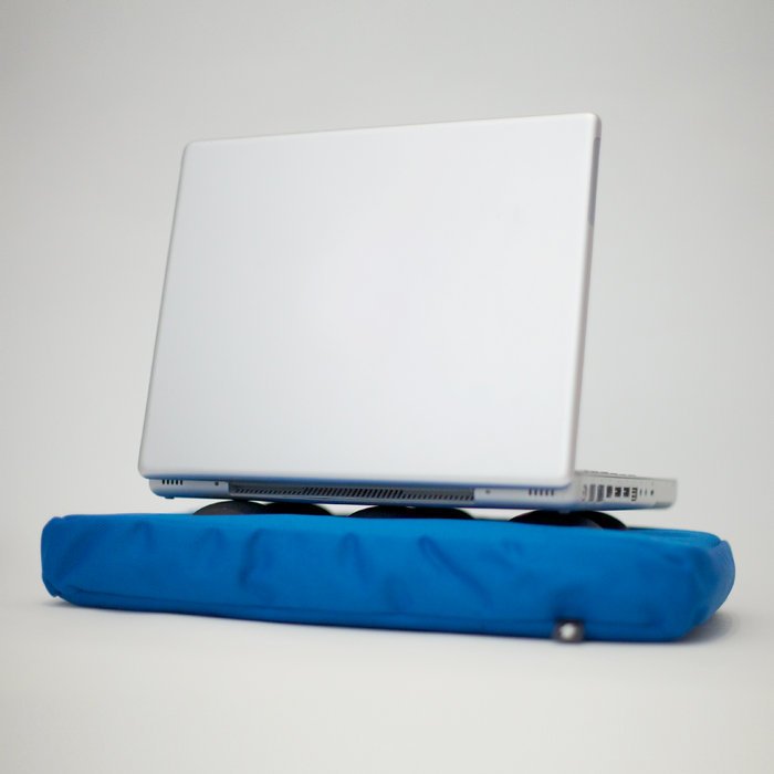 Подставка для ноутбука Surfpillow Hightech сине-черного цвета - лучшие Аксессуары для гостиной в INMYROOM