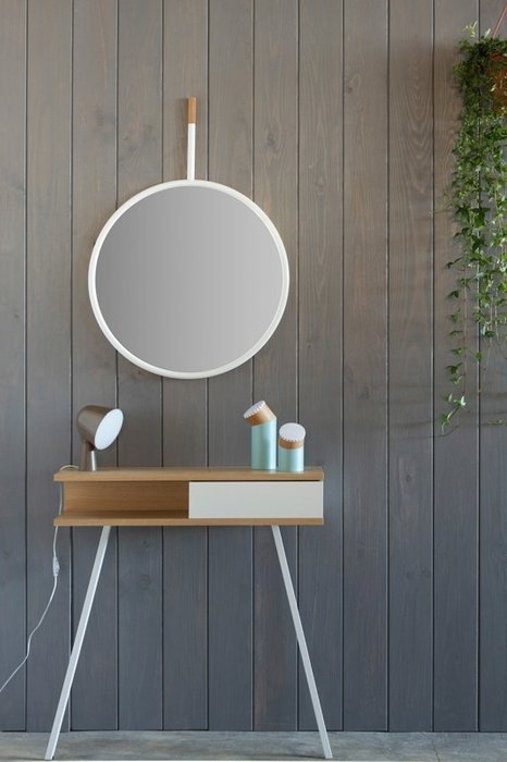 Настенное зеркало Hang Mirror Blanco белого цвета - купить Настенные зеркала по цене 68990.0