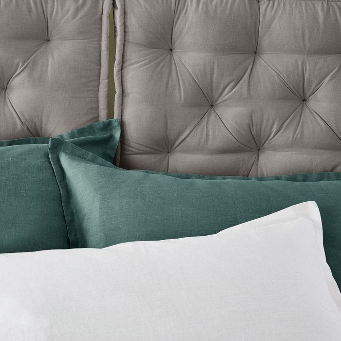 Подушка для изголовья кровати серого цвета 50x70 - купить Декоративные подушки по цене 2249.0