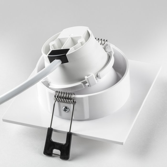 Рамка (светильник) PVC д/LED-модулей 941хх и LED-ламп D50мм SINGO QUAD БЕЛЫЙ - лучшие Встраиваемые споты в INMYROOM Рамка (светильник) PVC д/LED-модулей 941хх и LED-ламп D50мм SINGO QUAD БЕЛЫЙ - лучшие Встраиваемые споты в INMYROOM