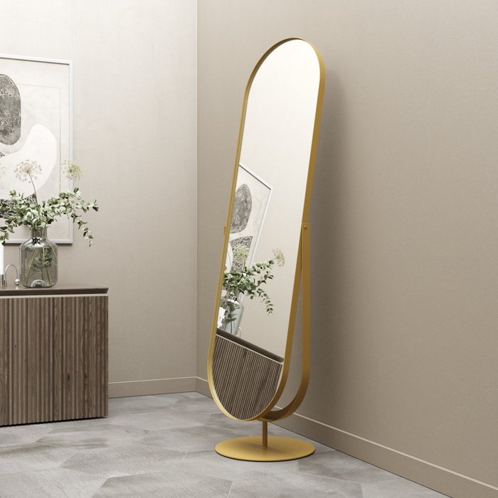 Дизайнерское напольное зеркало в полный рост Ozevis в металлической раме золотого цвета - лучшие Напольные зеркала в INMYROOM
