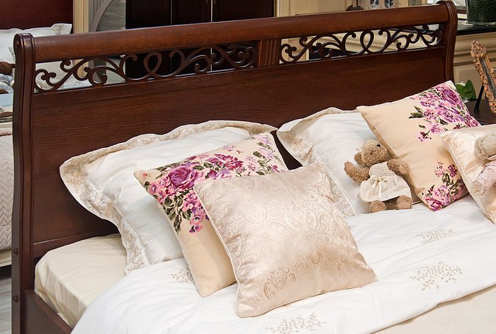Кровать Оскар 180х200 коричневого цвета - купить Кровати для спальни по цене 150990.0