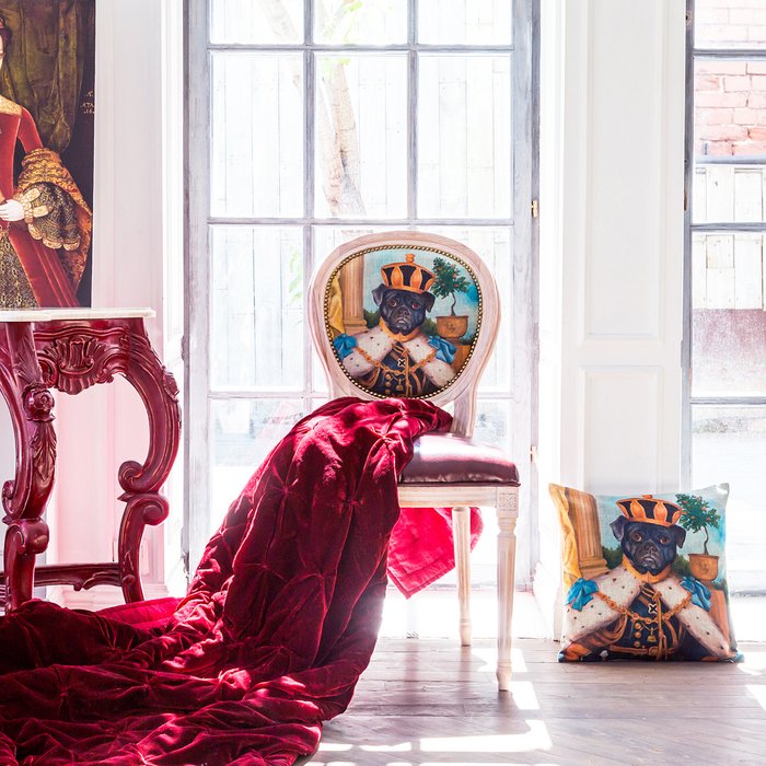 Декоративная подушка «Музейный экспонат» - лучшие Декоративные подушки в INMYROOM