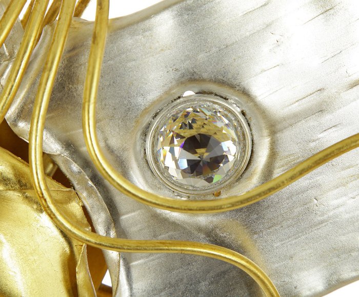Настенный светильник MM Lampadari с декоративными элементами Swarovski и плафонами из муранского стекла - лучшие Бра и настенные светильники в INMYROOM Настенный светильник MM Lampadari с декоративными элементами Swarovski и плафонами из муранского стекла - лучшие Бра и настенные светильники в INMYROOM