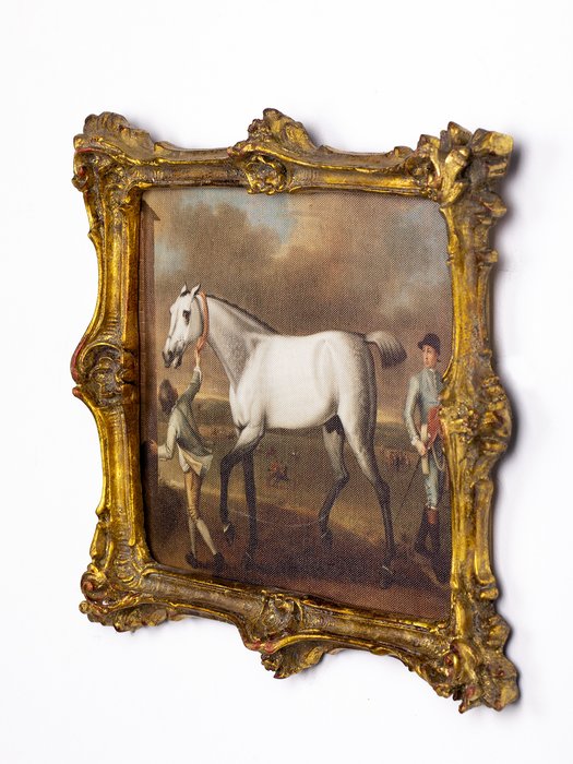 Картина в раме коричневого цвета под старину - купить Картины по цене 4220.0