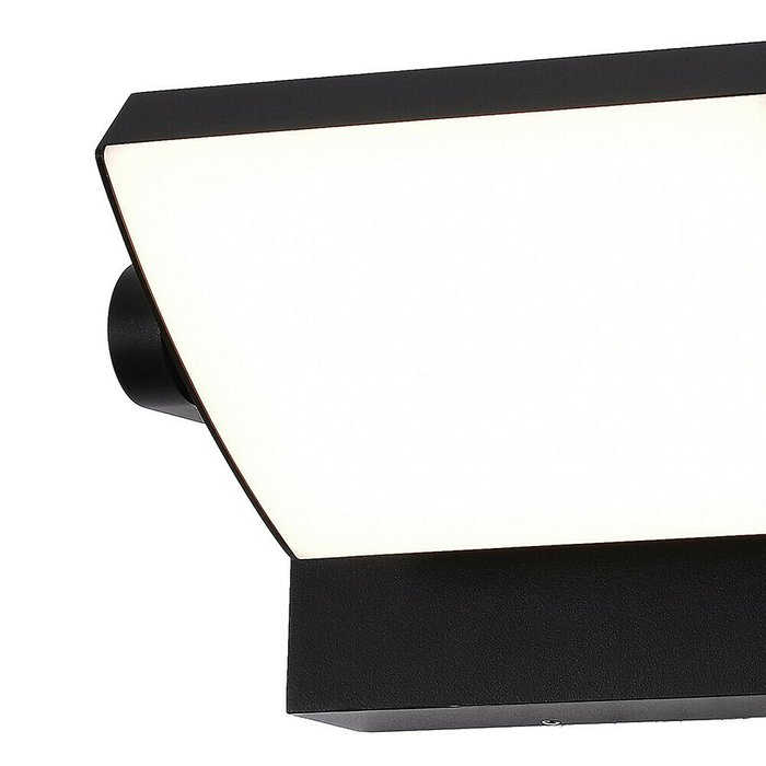 Уличный настенный светильник Cooper бело-черного цвета - лучшие Настенные уличные светильники в INMYROOM