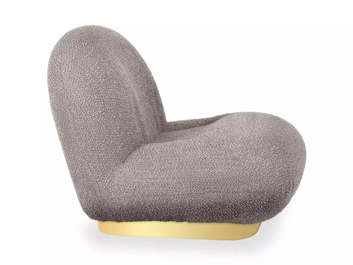 Кресло Pacha Wood серо-бежевого цвета с золотым основанием - лучшие Интерьерные кресла в INMYROOM