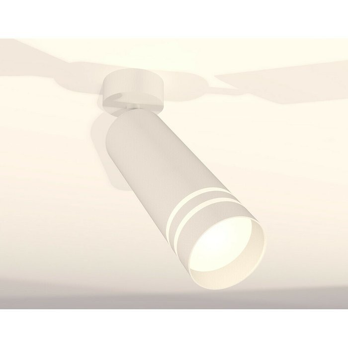 Светильник точечный Ambrella Techno Spot XM6342013 - купить Накладные споты по цене 5583.0