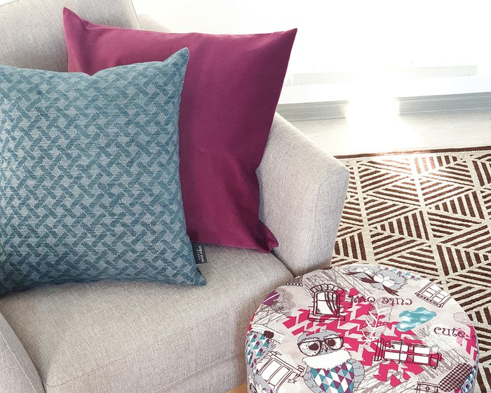 Декоративная подушка Zoom Cross Azure - купить Декоративные подушки по цене 6089.0