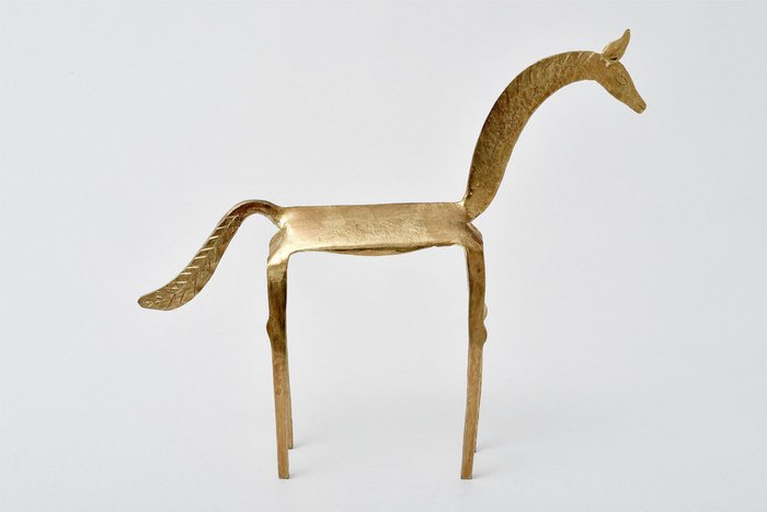 Металлическая статуэтка Лошадь M бронзового цвета