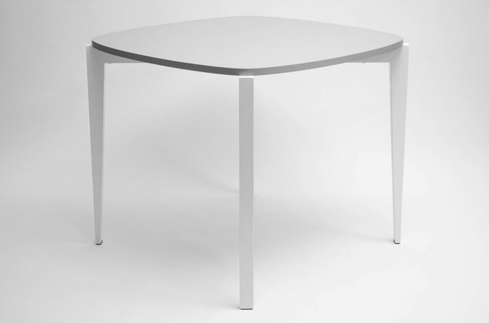 Стол обеденный Smooth Compact с серой столешницей - лучшие Обеденные столы в INMYROOM