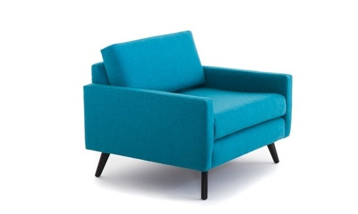 Кресло голубого цвета 