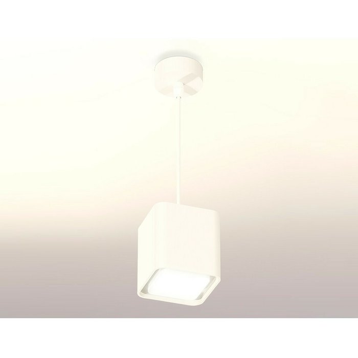 Люстра Ambrella Techno Spot XP7840001 - купить Подвесные светильники по цене 9824.0