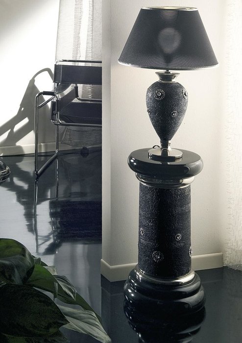 Колонна из керамики черного цвета Sarri "MYSTERE" - купить Консоли по цене 37770.0