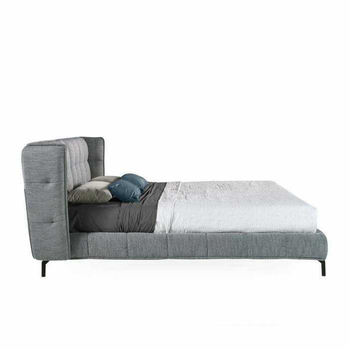 Кровать с мягким изголовьем серого цвета 200x220 - купить Кровати для спальни по цене 421990.0