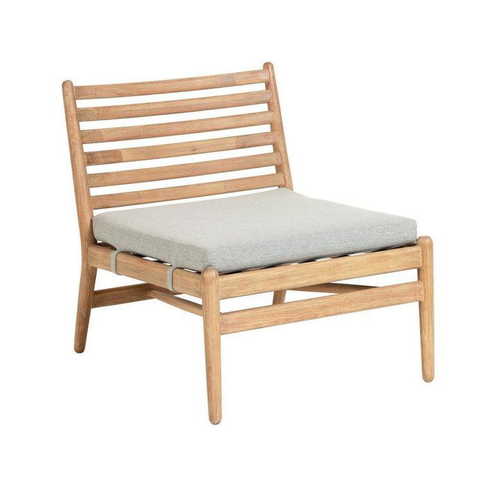 Дизайнерское кресло Simja armchair с серой подушкой