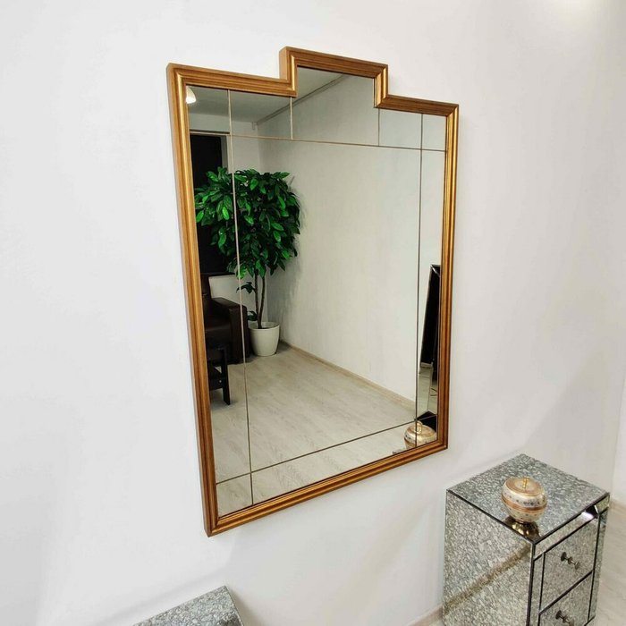 Настенное зеркало Vincello 75x105 золотого цвета - купить Настенные зеркала по цене 41200.0
