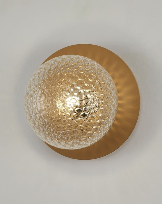 Настенно-потолочный светильник Covey золотого цвета - лучшие Бра и настенные светильники в INMYROOM