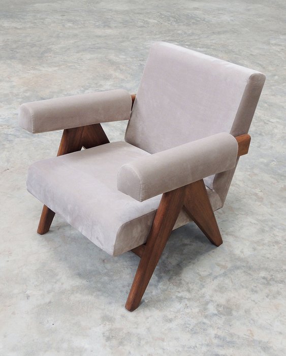 Кресло Pierre Jeanneret Chandigarh Lounge chair серого цвета
