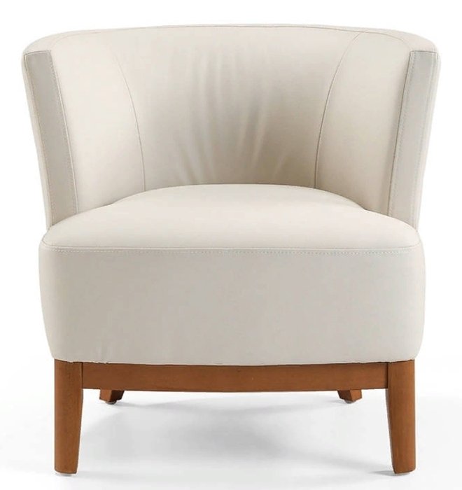 Кресло в обивке из кожи белого цвета - купить Интерьерные кресла по цене 54990.0