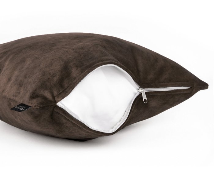 Декоративная подушка Goya chocolate коричневого цвета - купить Декоративные подушки по цене 865.0
