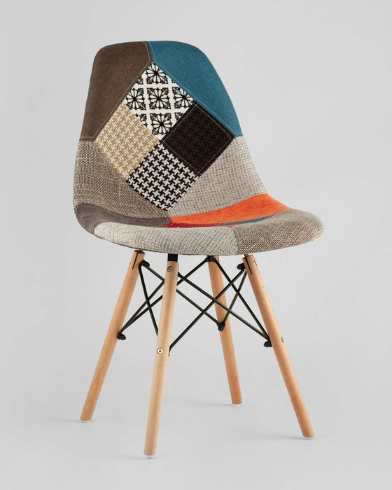 Стул в обивке из ткани на деревянных ножках - купить Обеденные стулья по цене 4590.0