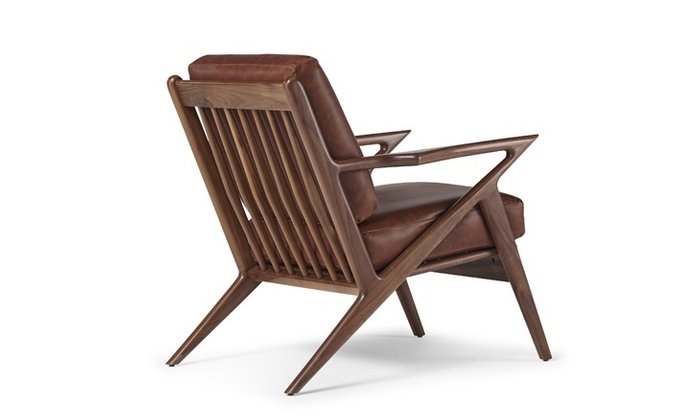Кресло коричневого цвета с дубовым основанием  - лучшие Интерьерные кресла в INMYROOM