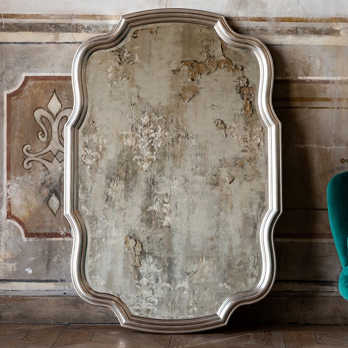 Настенное зеркало Тиль Сильвер в раме серебряного цвета  - купить Настенные зеркала по цене 24000.0