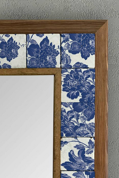 Настенное зеркало 43x43 с каменной мозаикой бело-синего цвета - лучшие Настенные зеркала в INMYROOM