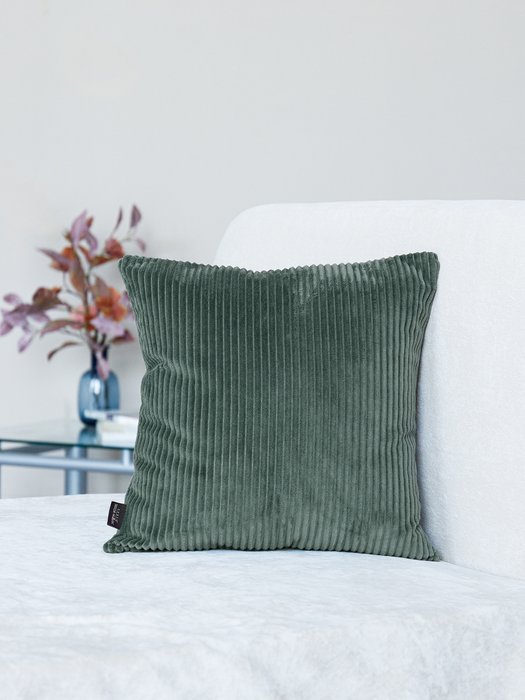 Декоративная подушка Cilium Forest зеленого цвета - лучшие Декоративные подушки в INMYROOM