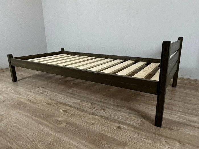 Кровать односпальная Классика сосновая 90х190 цвета венге - лучшие Кровати для спальни в INMYROOM