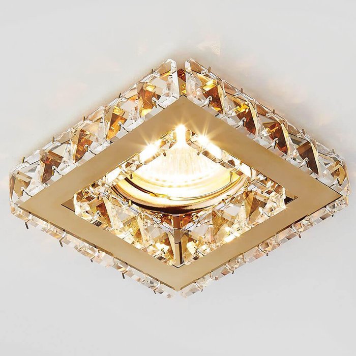 Точечный светильник Crystal K110 CL/G (хрусталь, цвет прозрачный) - купить Встраиваемые споты по цене 950 Точечный светильник Crystal K110 CL/G (хрусталь, цвет прозрачный) - купить Встраиваемые споты по цене 950