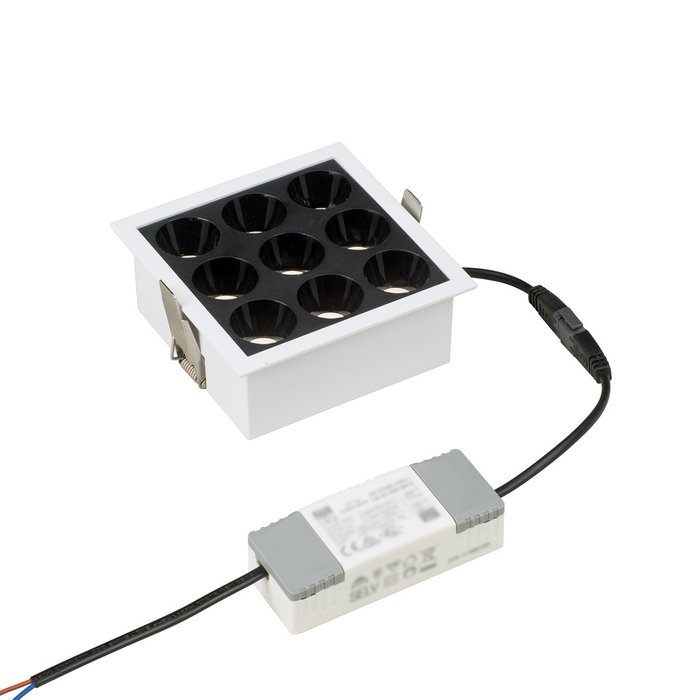 Встраиваемый белый LED светильник с драйвером, 18Вт, 4000К, 24°, 1365лм Встраиваемый белый LED светильник с драйвером, 18Вт, 4000К, 24°, 1365лм