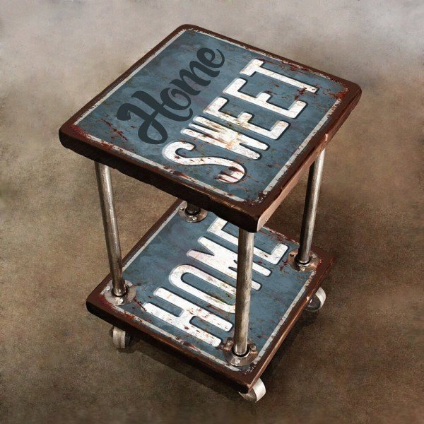 Кофейный столик на колесах из массива сосны - купить Кофейные столики по цене 16500.0