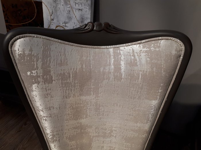 Стул с подлокотниками Valpolicella в обивке из ткани бежевого цвета - лучшие Обеденные стулья в INMYROOM