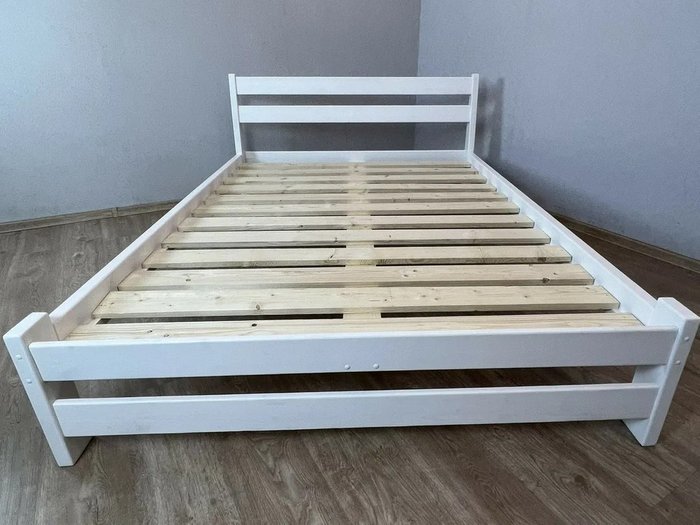 Кровать Мишка сосновая усиленная 120х200 белого цвета - купить Кровати для спальни по цене 13905.0