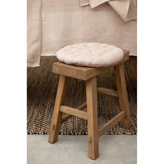 Подушка на стул Essential 40х40 бежевого цвета  - купить Декоративные подушки по цене 1490.0