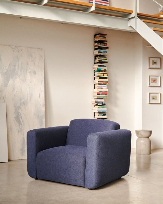 Кресло Neom темно-синего цвета - купить Интерьерные кресла по цене 152990.0