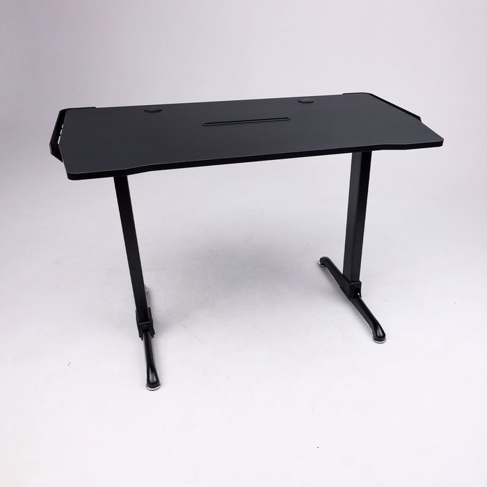Стол письменный Stream черного цвета - купить Письменные столы по цене 14831.0