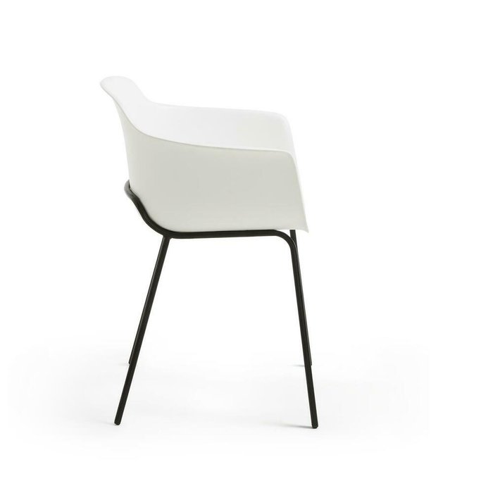 Стул Khasumi из высококачественного пластика белого цвета - купить Обеденные стулья по цене 27990.0